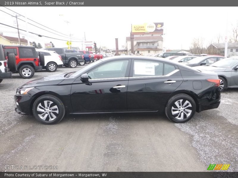 Super Black / Charcoal 2019 Nissan Altima S