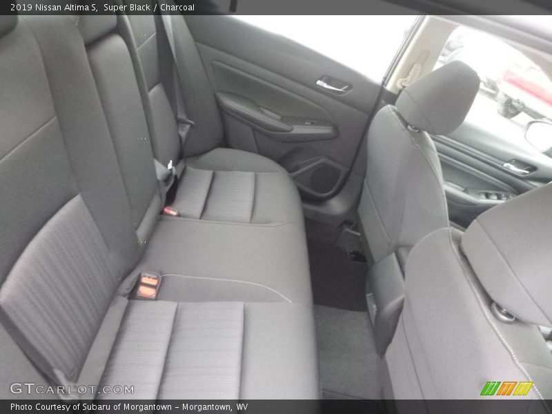 Super Black / Charcoal 2019 Nissan Altima S