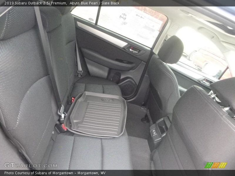 Abyss Blue Pearl / Slate Black 2019 Subaru Outback 2.5i Premium