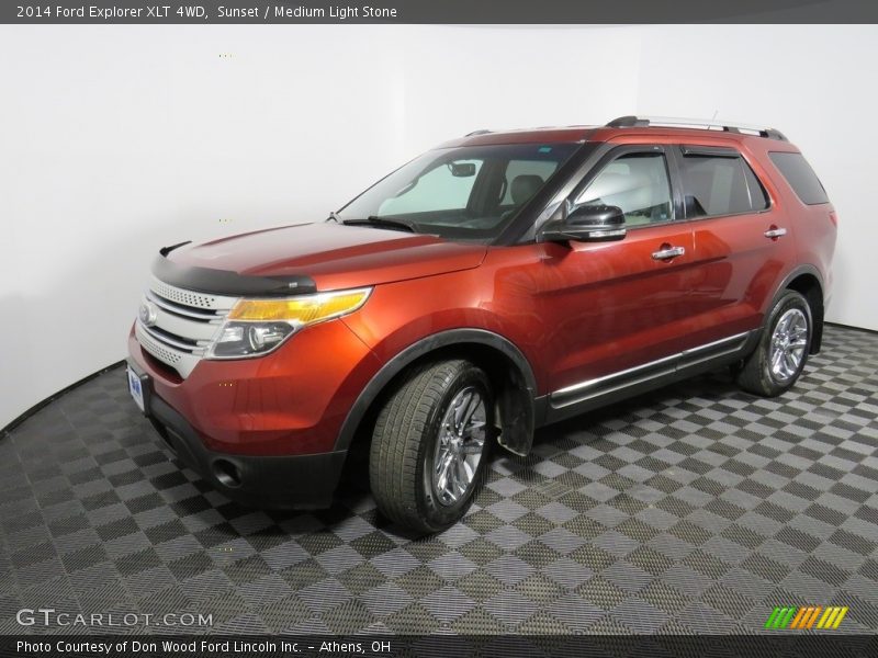 Sunset / Medium Light Stone 2014 Ford Explorer XLT 4WD