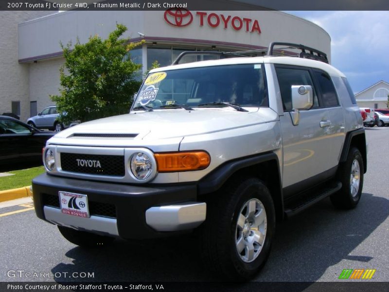 Titanium Metallic / Dark Charcoal 2007 Toyota FJ Cruiser 4WD
