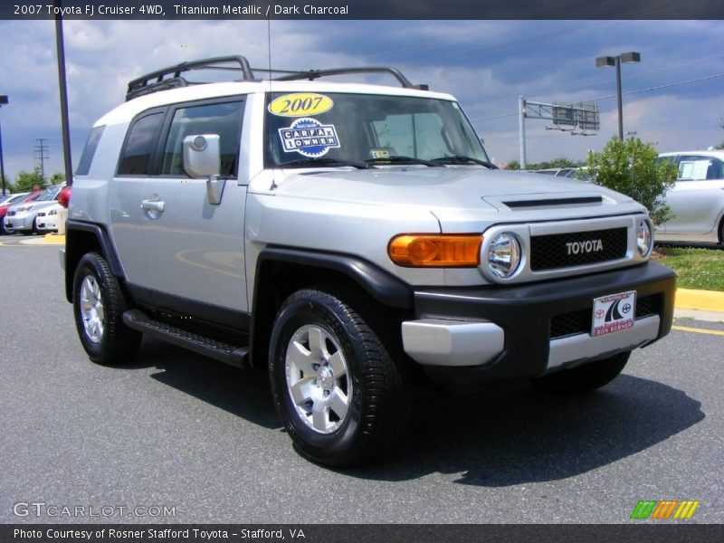 Titanium Metallic / Dark Charcoal 2007 Toyota FJ Cruiser 4WD