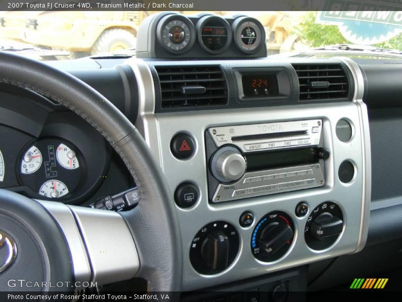 Titanium Metallic / Dark Charcoal 2007 Toyota FJ Cruiser 4WD