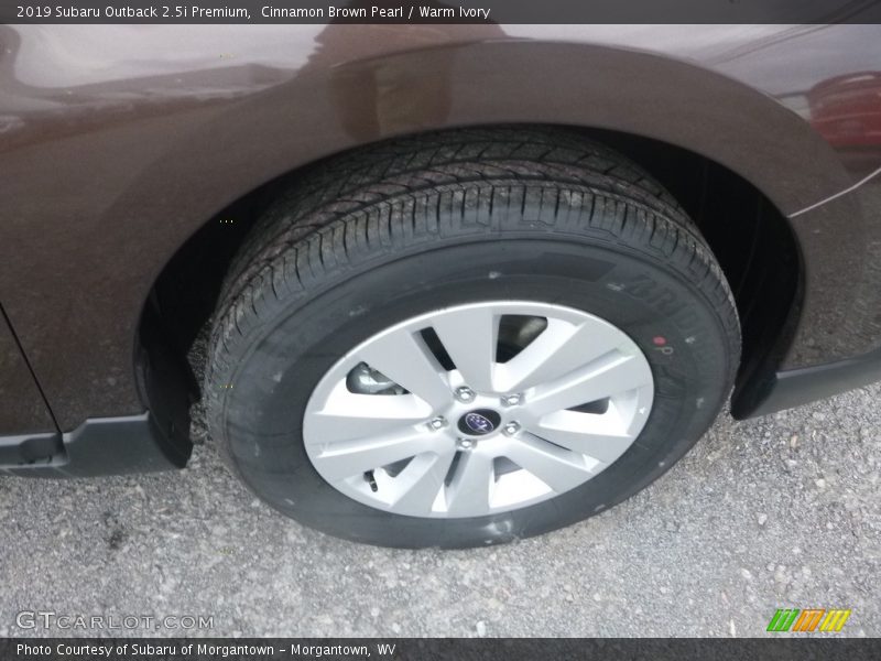 Cinnamon Brown Pearl / Warm Ivory 2019 Subaru Outback 2.5i Premium