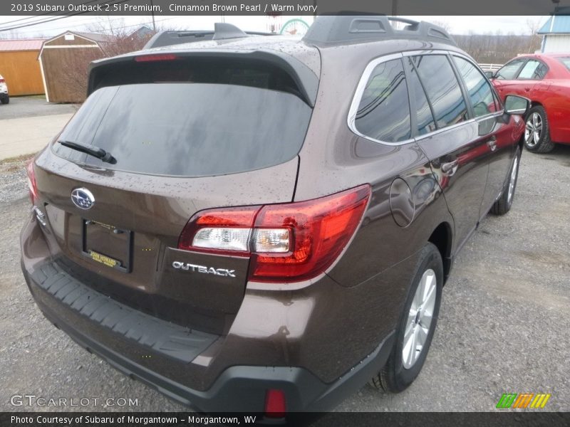 Cinnamon Brown Pearl / Warm Ivory 2019 Subaru Outback 2.5i Premium