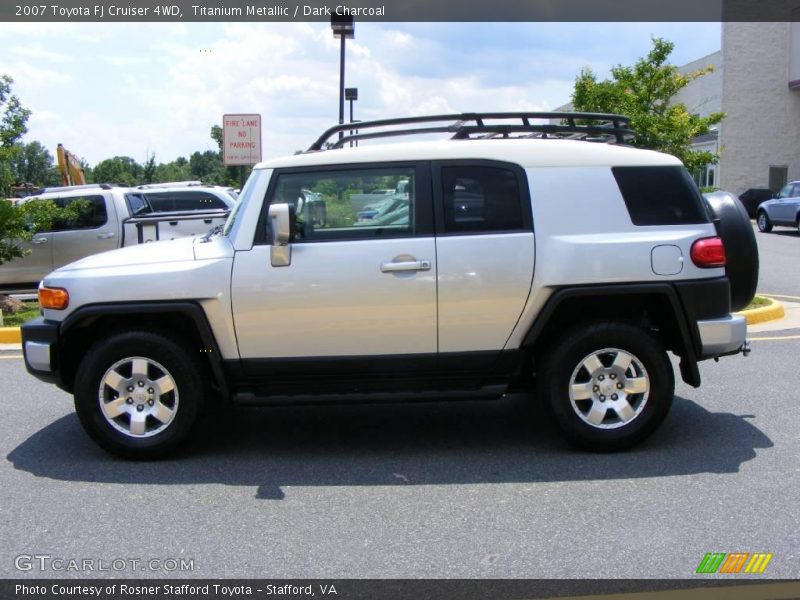 Titanium Metallic / Dark Charcoal 2007 Toyota FJ Cruiser 4WD