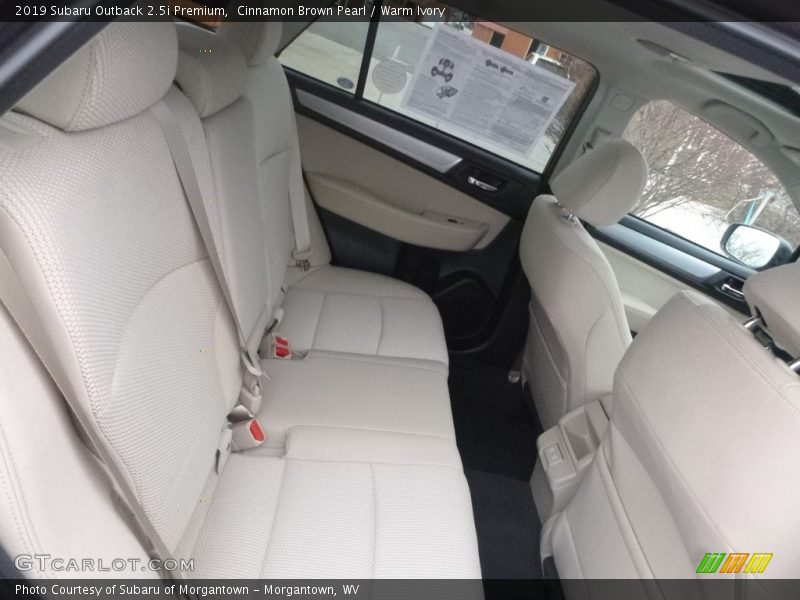Cinnamon Brown Pearl / Warm Ivory 2019 Subaru Outback 2.5i Premium