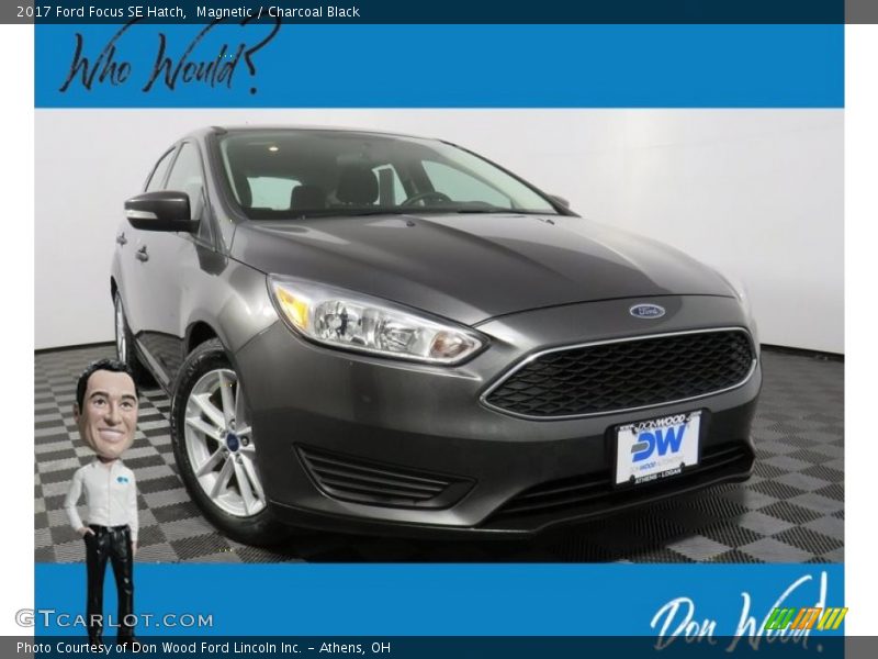 Magnetic / Charcoal Black 2017 Ford Focus SE Hatch