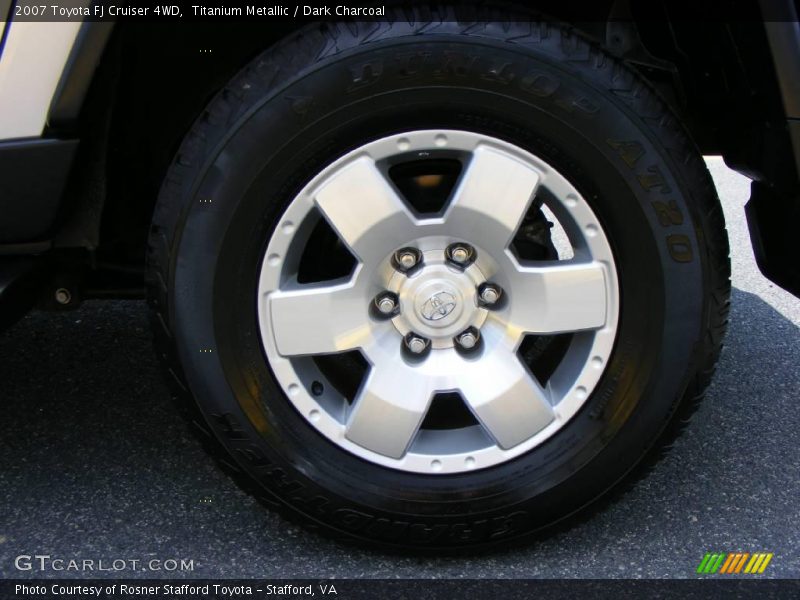 Titanium Metallic / Dark Charcoal 2007 Toyota FJ Cruiser 4WD