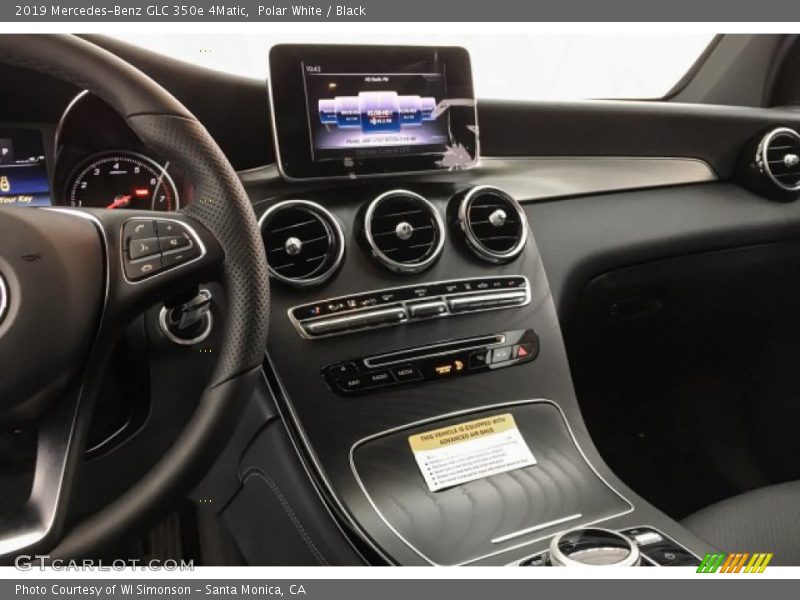 Polar White / Black 2019 Mercedes-Benz GLC 350e 4Matic
