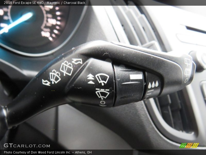 Magnetic / Charcoal Black 2018 Ford Escape SE 4WD