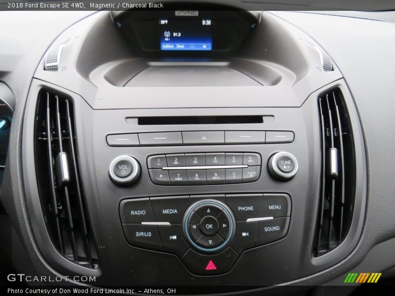 Magnetic / Charcoal Black 2018 Ford Escape SE 4WD