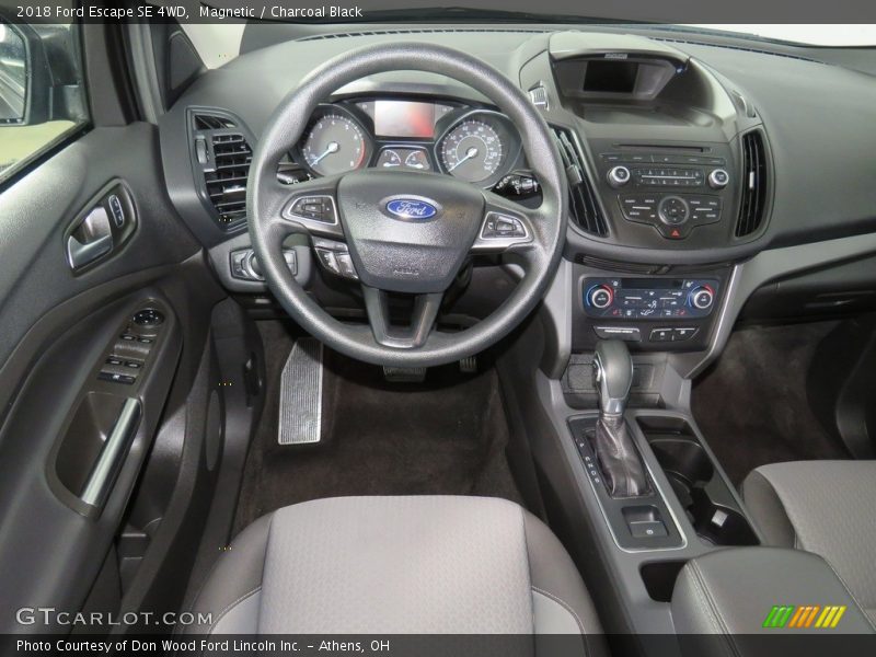 Magnetic / Charcoal Black 2018 Ford Escape SE 4WD