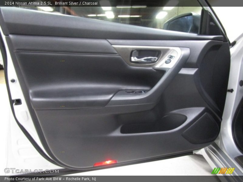 Brilliant Silver / Charcoal 2014 Nissan Altima 2.5 SL