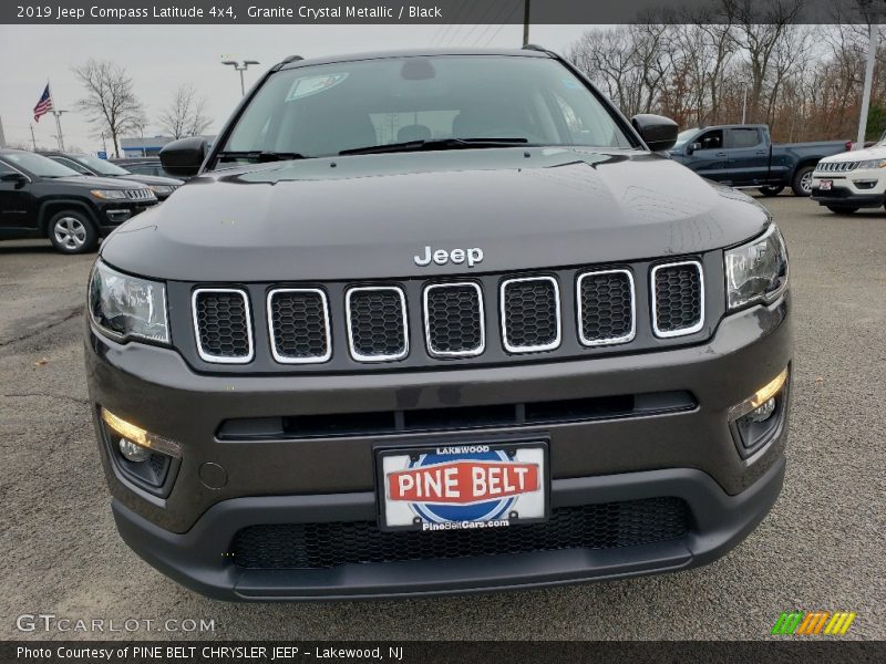 Granite Crystal Metallic / Black 2019 Jeep Compass Latitude 4x4