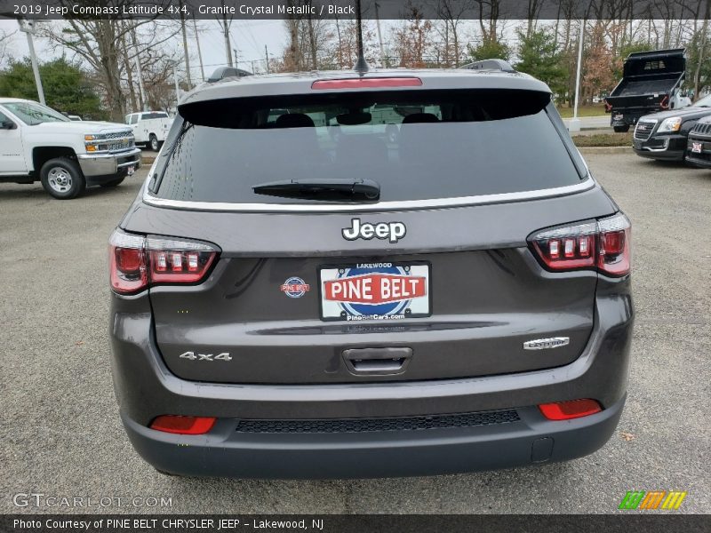 Granite Crystal Metallic / Black 2019 Jeep Compass Latitude 4x4