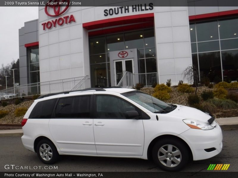 Super White / Stone 2009 Toyota Sienna LE