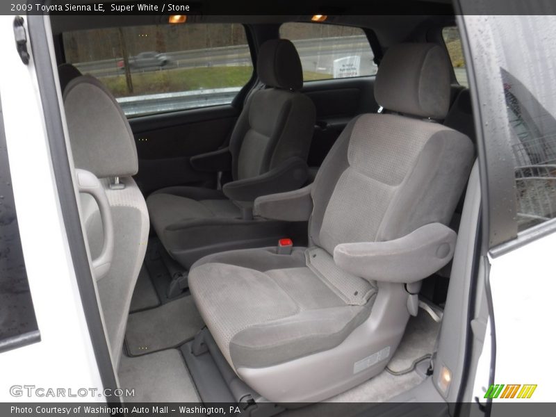 Super White / Stone 2009 Toyota Sienna LE