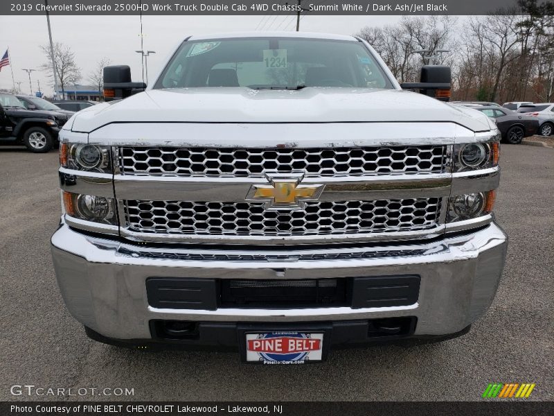 Summit White / Dark Ash/Jet Black 2019 Chevrolet Silverado 2500HD Work Truck Double Cab 4WD Chassis
