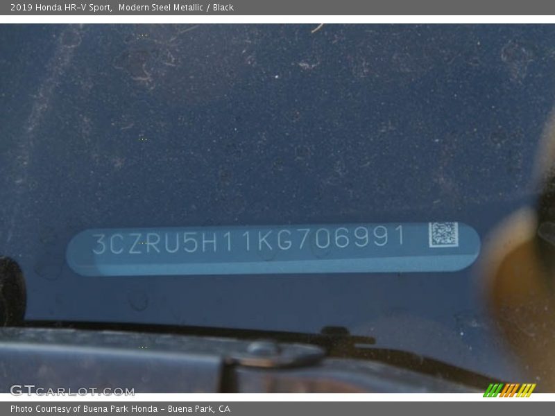 Modern Steel Metallic / Black 2019 Honda HR-V Sport