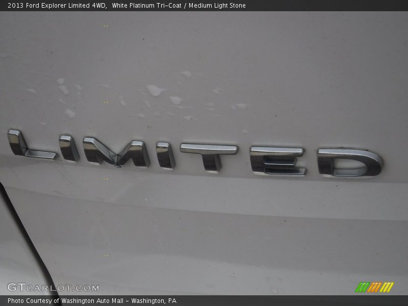 White Platinum Tri-Coat / Medium Light Stone 2013 Ford Explorer Limited 4WD