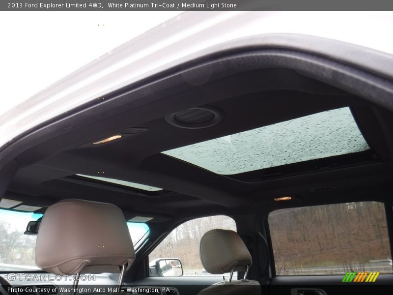 White Platinum Tri-Coat / Medium Light Stone 2013 Ford Explorer Limited 4WD