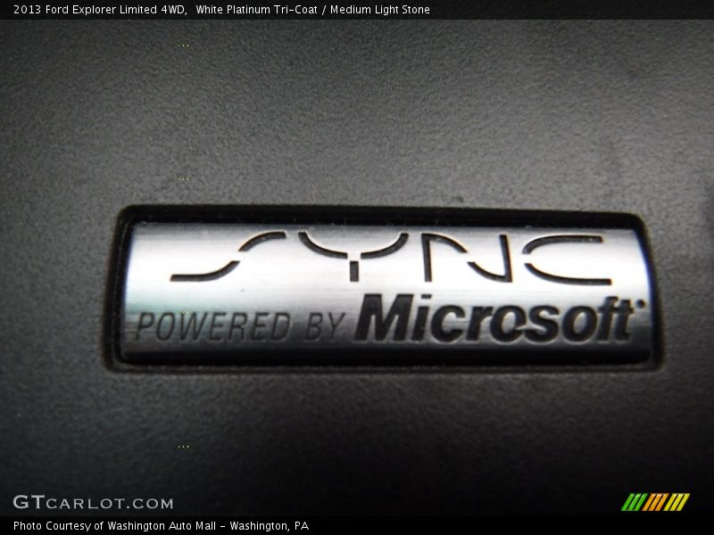 White Platinum Tri-Coat / Medium Light Stone 2013 Ford Explorer Limited 4WD