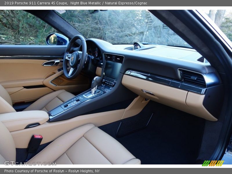 Dashboard of 2019 911 Carrera 4S Coupe