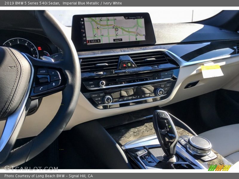 Imperial Blue Metallic / Ivory White 2019 BMW 5 Series 540i Sedan