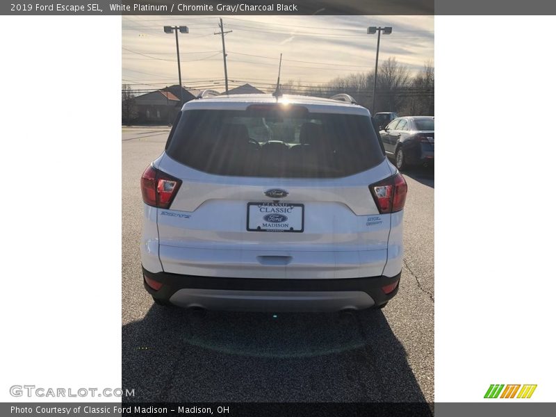 White Platinum / Chromite Gray/Charcoal Black 2019 Ford Escape SEL