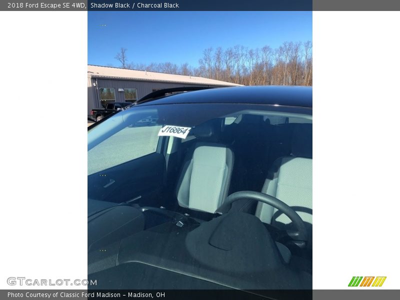 Shadow Black / Charcoal Black 2018 Ford Escape SE 4WD