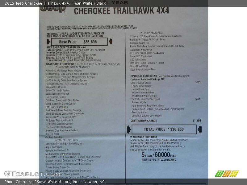 Pearl White / Black 2019 Jeep Cherokee Trailhawk 4x4