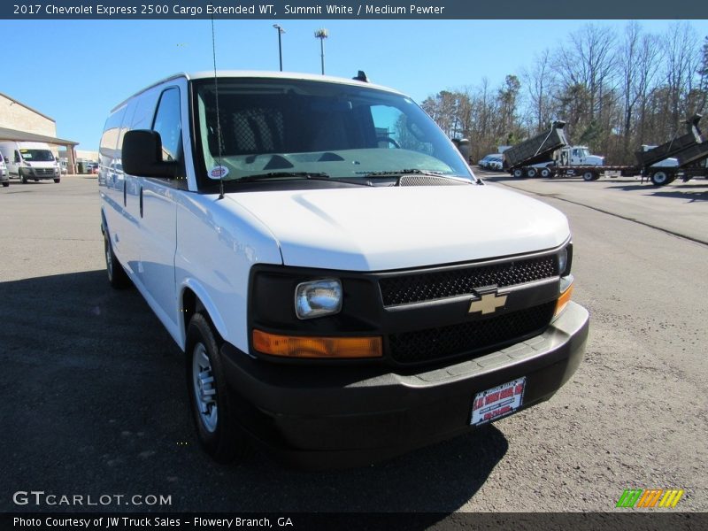 Summit White / Medium Pewter 2017 Chevrolet Express 2500 Cargo Extended WT