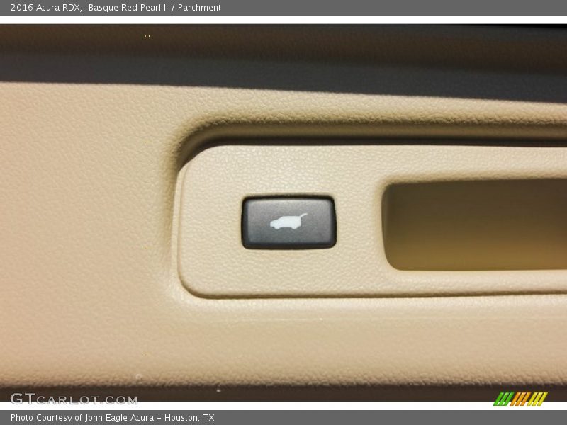 Basque Red Pearl II / Parchment 2016 Acura RDX