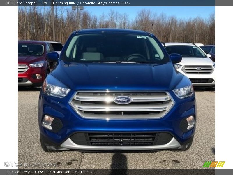 Lightning Blue / Chromite Gray/Charcoal Black 2019 Ford Escape SE 4WD