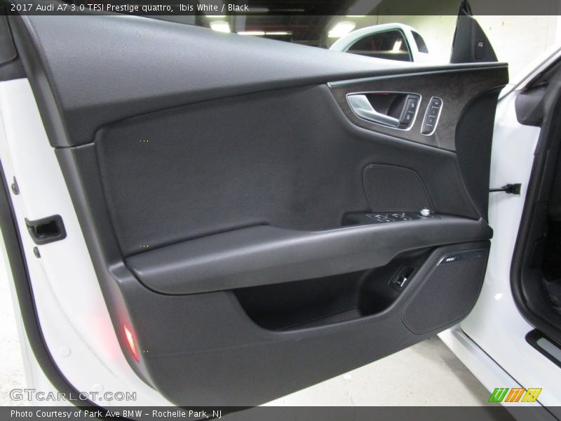 Ibis White / Black 2017 Audi A7 3.0 TFSI Prestige quattro