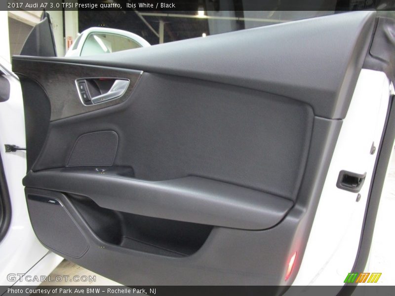 Ibis White / Black 2017 Audi A7 3.0 TFSI Prestige quattro