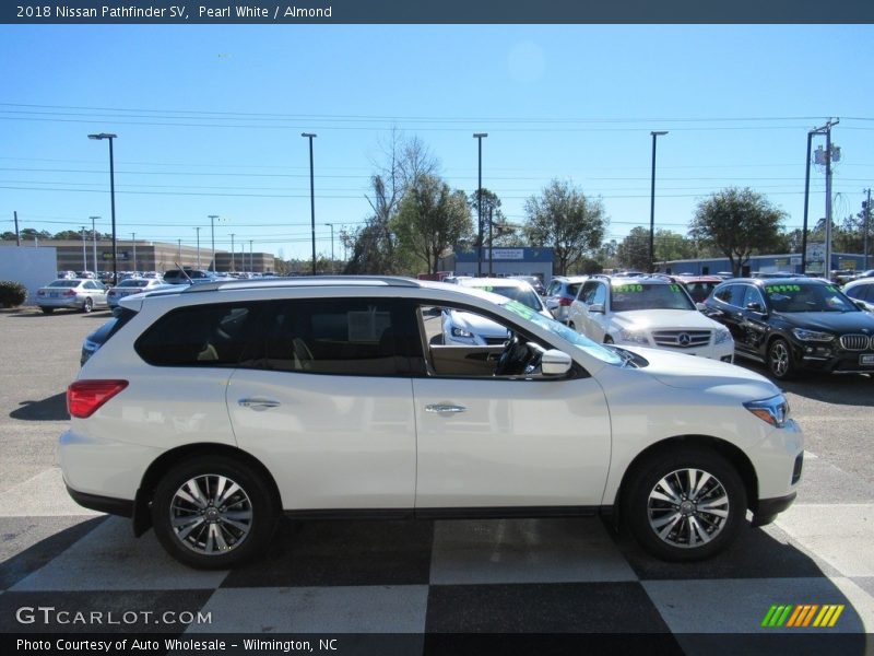 Pearl White / Almond 2018 Nissan Pathfinder SV