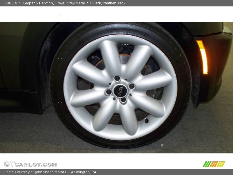 Royal Grey Metallic / Black/Panther Black 2006 Mini Cooper S Hardtop