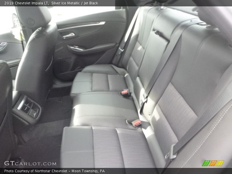 Silver Ice Metallic / Jet Black 2019 Chevrolet Impala LT