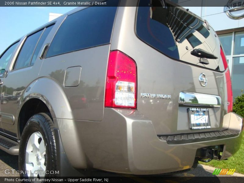 Granite Metallic / Desert 2006 Nissan Pathfinder SE 4x4