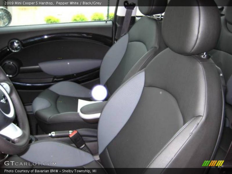 Pepper White / Black/Grey 2009 Mini Cooper S Hardtop