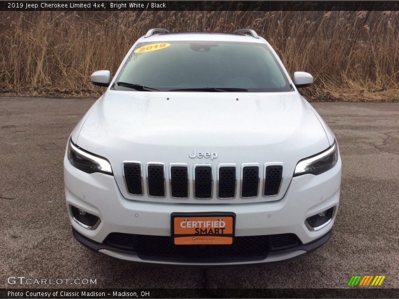 Bright White / Black 2019 Jeep Cherokee Limited 4x4