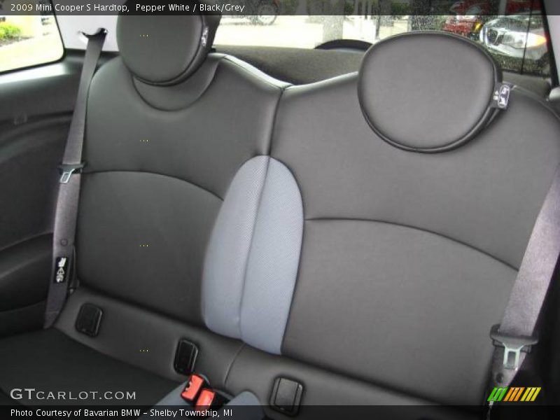 Pepper White / Black/Grey 2009 Mini Cooper S Hardtop