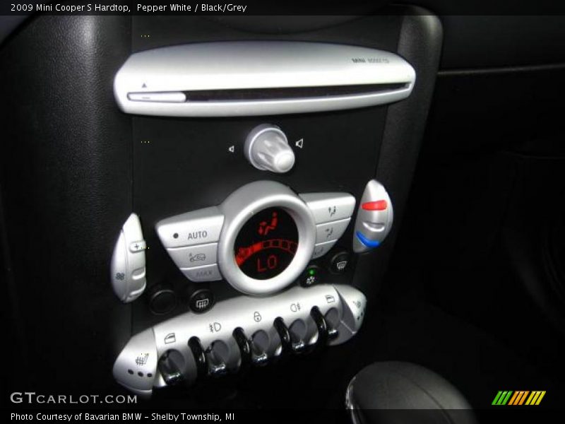 Pepper White / Black/Grey 2009 Mini Cooper S Hardtop