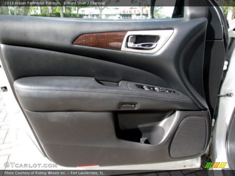 Brilliant Silver / Charcoal 2013 Nissan Pathfinder Platinum
