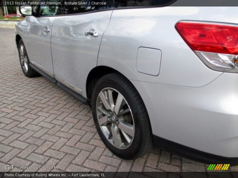 Brilliant Silver / Charcoal 2013 Nissan Pathfinder Platinum