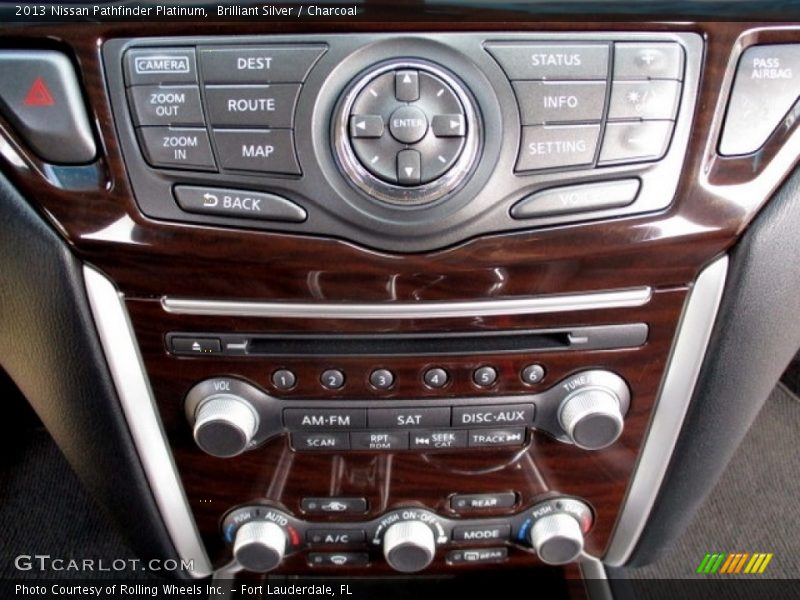 Brilliant Silver / Charcoal 2013 Nissan Pathfinder Platinum