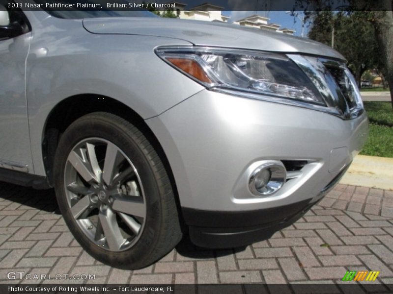 Brilliant Silver / Charcoal 2013 Nissan Pathfinder Platinum