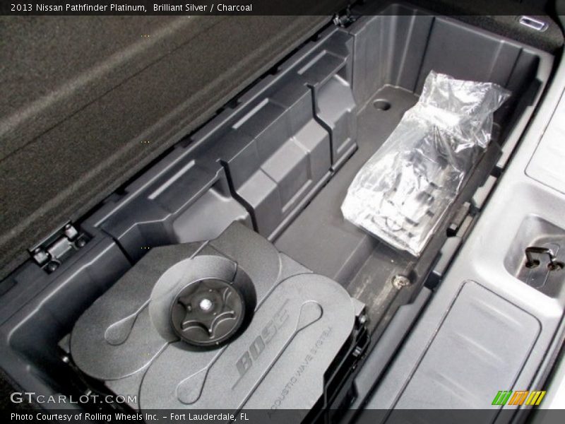 Brilliant Silver / Charcoal 2013 Nissan Pathfinder Platinum